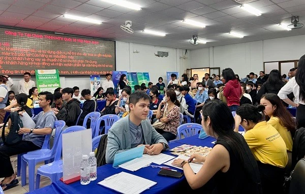 TP HCM dự kiến cần tuyển hơn 313.000 lao động trong năm 2026