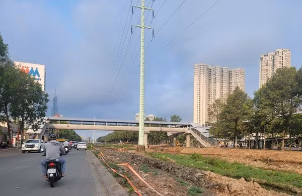 TP HCM: Tháo gỡ vướng mắc, đẩy tiến độ hàng loạt trạm biến áp