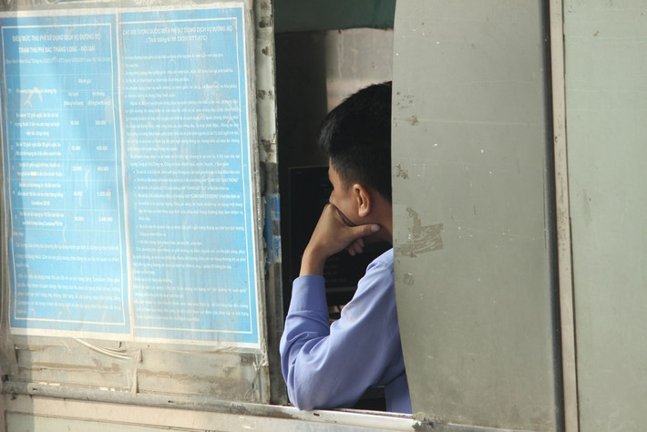 Công việc của các nhân viên thu phí tại trạm BOT này vẫn nhàn rỗi.