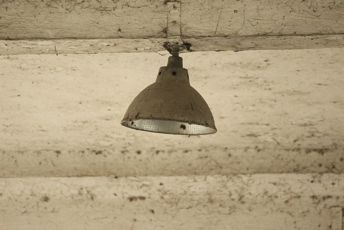 Theo nguồn tin của PV Kiến Thức, thì việc các tài xế phản đối thu phí tại trạm BOT Bắc Thăng Long - Nội Bài vẫn chưa kết thúc, cánh tài xế cho biết, do còn phải sắp xếp công việc gia đình..., nên không tập trung được ở trạm thường xuyên, tuy nhiên họ vẫn "cắt cử" người "cắm chốt" ở trạm cho đến khi lúc nào trạm BOT này di dời về đúng vị trí, không thu phí "hộ" như hiện nay nữa.