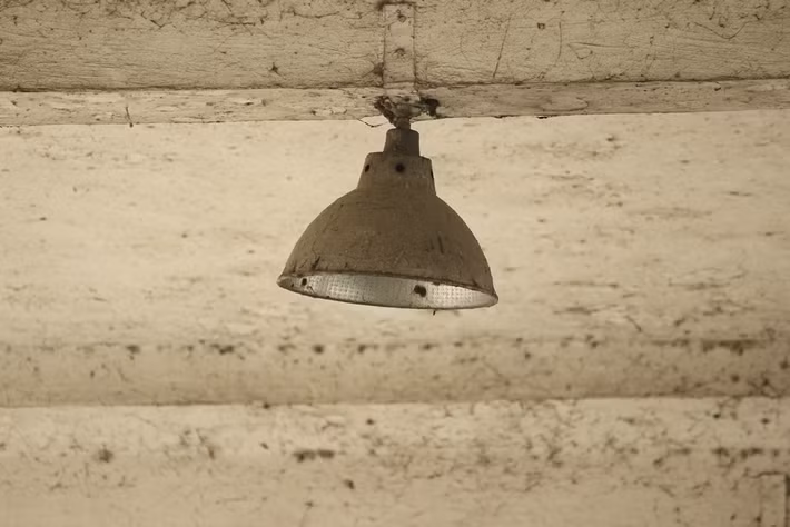 Theo nguồn tin của PV Kiến Thức, thì việc các tài xế phản đối thu phí tại trạm BOT Bắc Thăng Long - Nội Bài vẫn chưa kết thúc, cánh tài xế cho biết, do còn phải sắp xếp công việc gia đình..., nên không tập trung được ở trạm thường xuyên, tuy nhiên họ vẫn "cắt cử" người "cắm chốt" ở trạm cho đến khi lúc nào trạm BOT này di dời về đúng vị trí, không thu phí "hộ" như hiện nay nữa.