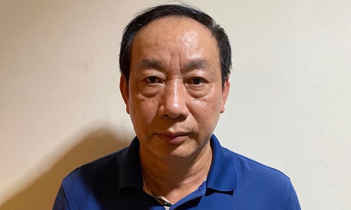 Tháng 9/2019, Thủ tướng quyết định thi hành kỷ luật bằng hình thức xóa tư cách nguyên Thứ trưởng Bộ GTVT giai đoạn 2011-2015 và 2016-2017 đối với ông Nguyễn Hồng Trường. Lý do, ông này đã có vi phạ m, khuyết điểm nghiêm trọng trong công tác và Ban Bí thư đã thi hành kỷ luật về Đảng.