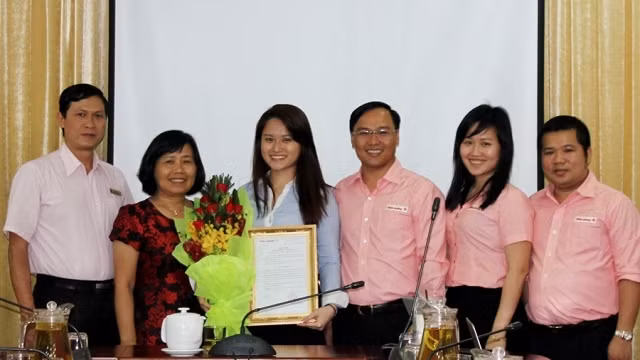 Theo thông tin từ Công ty Điện Quang, ngày 11/4/2016, Ban lãnh đạo Công ty bổ nhiệm bà Nguyễn Thái Quỳnh Lê giữ chức Giám đốc Dự án Công ty CP Bóng đèn Điện Quang.