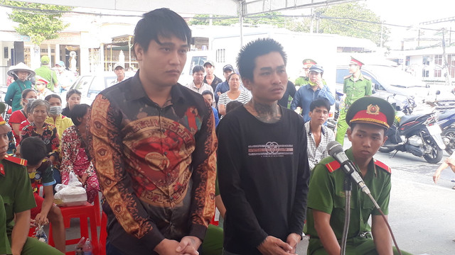 Người đàn ông có 2 con nhỏ bị nhóm cho vay nặng lãi đánh chết Nguoi dan ong co 2 con nho bi nhom cho vay nang lai danh chet