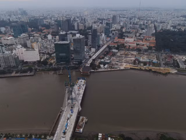 Can canh cau Thu Thiem 2 tri gia hon 3.000 ty truoc ngay thi cong tro lai-Hinh-2