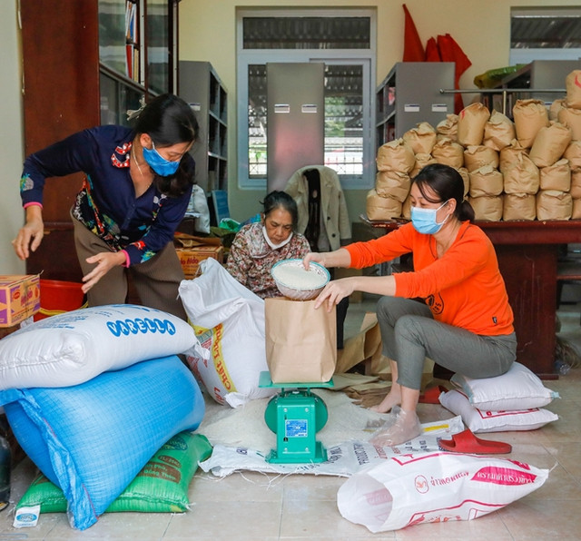 Danh sách 12 tỉnh, thành có nguy cơ cao được kiến nghị phải cách ly xã hội thêm 1 tuần Danh sach 12 tinh, thanh co nguy co cao duoc kien nghi phai cach ly xa hoi them 1 tuan