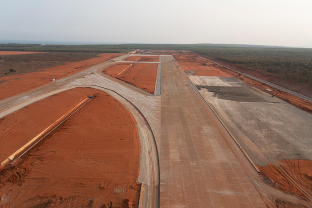 Cận cảnh dự án sân bay Phan Thiết nhiều lần gây sốt đất - Hình 2 Can canh du an san bay Phan Thiet nhieu lan gay sot dat-Hinh-2