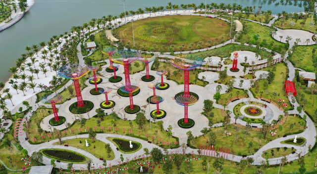 Tiến độ dự án bất động sản: Toàn cảnh siêu dự án Vinhomes Grand Park ở Sài Gòn - Hình 7 Tien do du an bat dong san: Toan canh sieu du an Vinhomes Grand Park o Sai Gon-Hinh-7