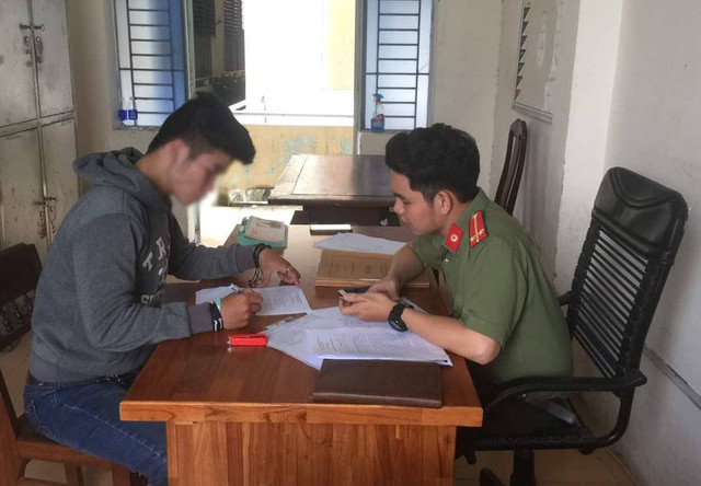 Bệnh nhân chỉnh sửa kết quả xét nghiệm từ sốt xuất huyết sang dương tính virus corona để câu like Benh nhan chinh sua ket qua xet nghiem tu sot xuat huyet sang duong tinh virus corona de cau like