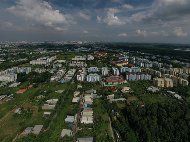 Cận cảnh khu tái định cư rất ít người tới ở tại TP HCM Can canh khu tai dinh cu rat it nguoi toi o tai TP HCM