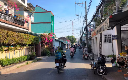 Thuc hu nguoi phu nu “ngao da” chem hang loat nguoi di duong-Hinh-5