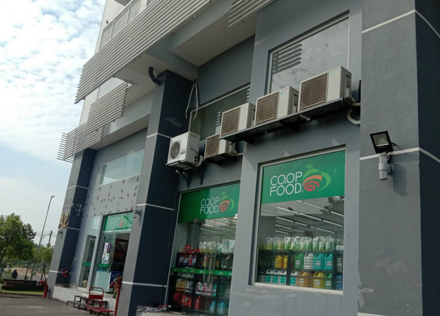 Cận cảnh dự án chủ đầu tư tự ý tăng thêm 32 căn shophouse ở TP HCM - Hình 6 Can canh du an chu dau tu tu y tang them 32 can shophouse o TP HCM-Hinh-6