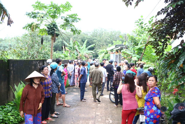 Chùm ảnh: Công an Bình Dương thực nghiệm hiện trường vụ giết người giấu xác trong bê tông Chum anh: Cong an Binh Duong thuc nghiem hien truong vu giet nguoi giau xac trong be tong