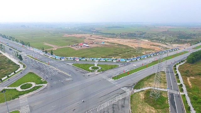 Chủ tịch TCT Bình Dương gửi đơn từ chức sau vụ bán 43ha đất công giá bèo Chu tich TCT Binh Duong gui don tu chuc sau vu ban 43ha dat cong gia beo