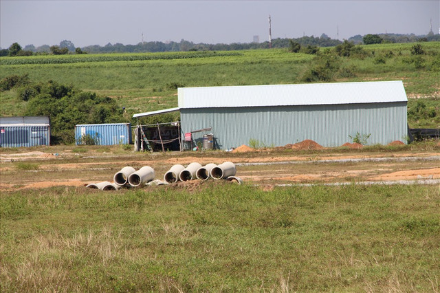 Lãnh đạo tỉnh Bình Dương nói gì về vụ bán 43ha đất công giá bèo? - Hình 5 Lanh dao tinh Binh Duong noi gi ve vu ban 43ha dat cong gia beo?-Hinh-5