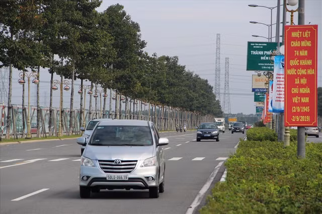 Lanh dao tinh Binh Duong noi gi ve vu ban 43ha dat cong gia beo?-Hinh-9