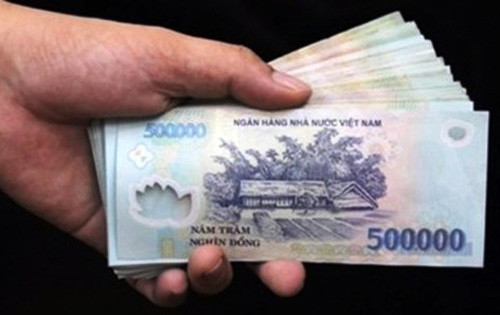 Hoan thu danh ghen bang chieu… tong tien chong tinh dich