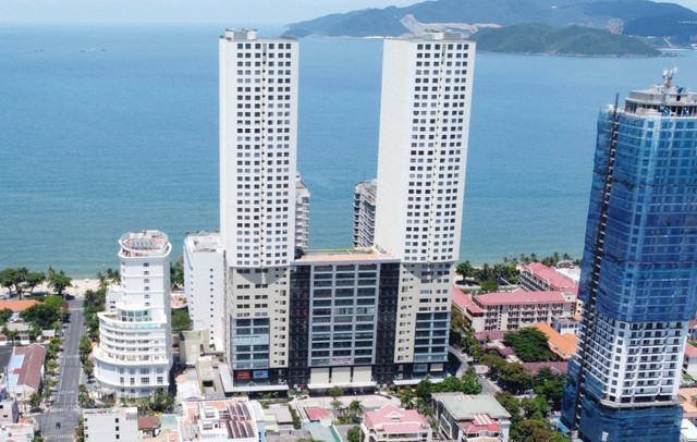 Khởi tố, bắt tạm giam nguyên Phó chủ tịch UBND tỉnh Khánh Hòa Khoi to, bat tam giam nguyen Pho chu tich UBND tinh Khanh Hoa