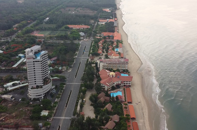 Bà Rịa - Vũng Tàu: Cận cảnh 28 ha đất “vàng” bãi biển Thùy Vân sau quyết định thu hồi - Hình 2 Ba Ria - Vung Tau: Can canh 28 ha dat “vang” bai bien Thuy Van sau quyet dinh thu hoi-Hinh-2