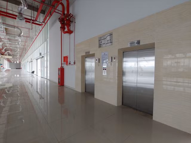 Ben trong ben xe lon nhat nuoc di vao hoat dong tu 10/10-Hinh-6