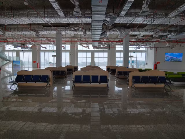 Ben trong ben xe lon nhat nuoc di vao hoat dong tu 10/10-Hinh-10