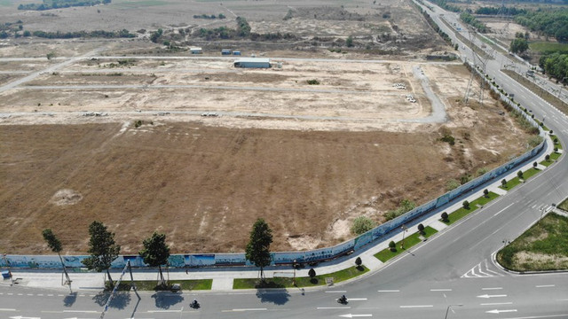 Vụ thâu tóm 43 ha 'đất vàng': Bắt nguyên cục trưởng Cục Thuế Bình Dương Vu thau tom 43 ha 'dat vang': Bat nguyen cuc truong Cuc Thue Binh Duong