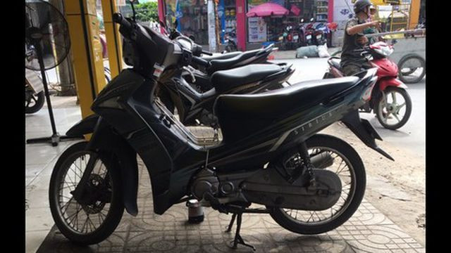 Rợn người tin nhắn của nam thanh niên trước khi phát hiện chết dưới sông Sài Gòn - Hình 4 Ron nguoi tin nhan cua nam thanh nien truoc khi phat hien chet duoi song Sai Gon-Hinh-4