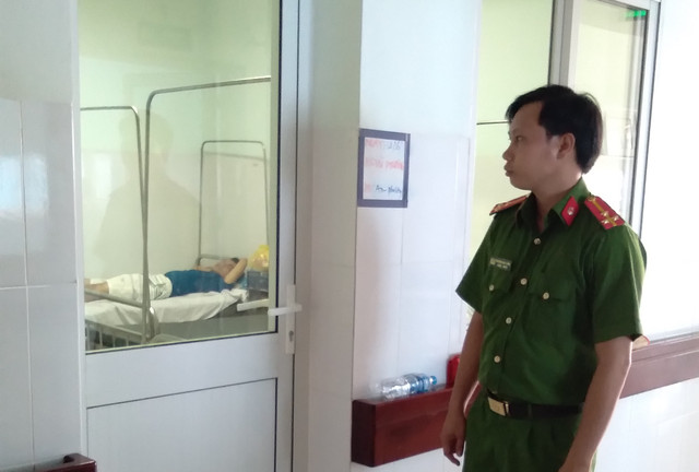 Tự tử nhiều lần nhưng không chết nên gọi điện đến công an tự thú giết người Tu tu nhieu lan nhung khong chet nen goi dien den cong an tu thu giet nguoi