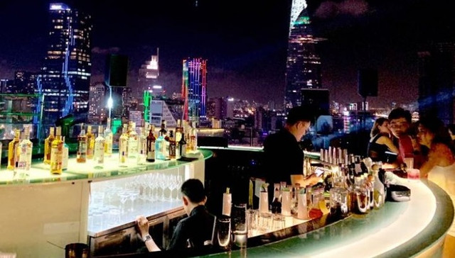 Danh tính đại gia sở hữu Trung tâm tiệc cưới Riverside Palace xây trái phép ở Sài Gòn - Hình 2 Danh tinh dai gia so huu Trung tam tiec cuoi Riverside Palace xay trai phep o Sai Gon-Hinh-2