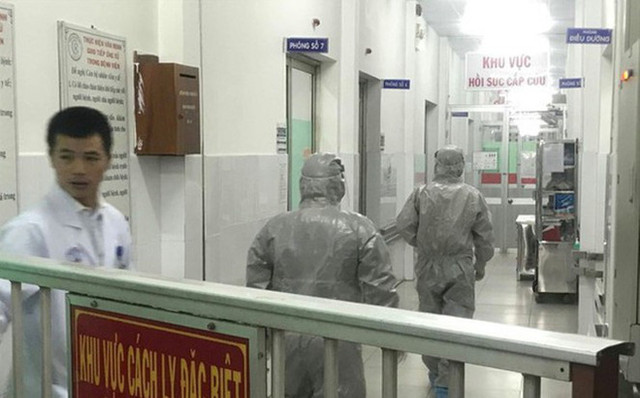 9.832 trường hợp nhiễm virus corona trên thế giới, TP HCM họp triển khai chống dịch 9.832 truong hop nhiem virus corona tren the gioi, TP HCM hop trien khai chong dich