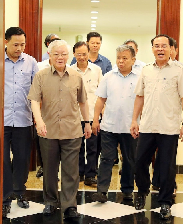 Nguyên Thứ trưởng Bộ Quốc phòng Đô đốc Nguyễn Văn Hiến bị Bộ Chính trị kỷ luật - Hình 3 Nguyen Thu truong Bo Quoc phong Do doc Nguyen Van Hien bi Bo Chinh tri ky luat-Hinh-3