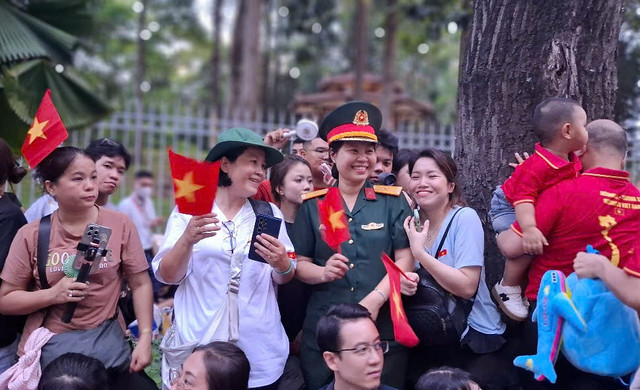 TPHCM: Sơ duyệt diễu binh, diễu hành cấp Nhà nước mừng Đại lễ 30/4 - Hình 3 TPHCM: So duyet dieu binh, dieu hanh cap Nha nuoc mung Dai le 30/4-Hinh-3