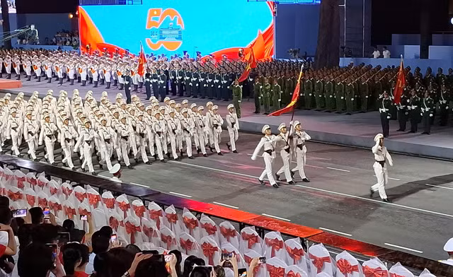 TPHCM: So duyet dieu binh, dieu hanh cap Nha nuoc mung Dai le 30/4-Hinh-10