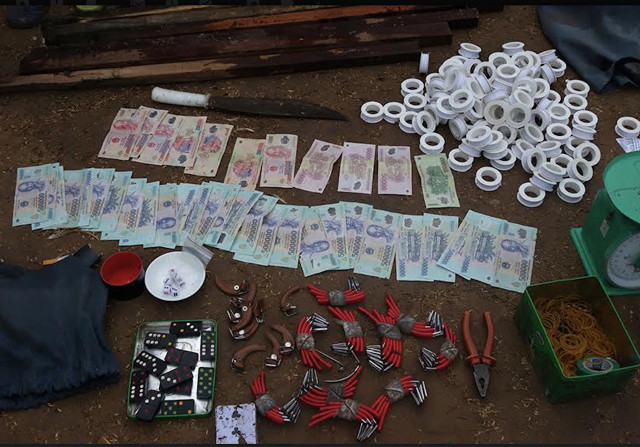 Giám đốc công an An Giang trực tiếp chỉ đạo triệt phá sới bạc, bắt 150 người - Hình 2 Giam doc cong an An Giang truc tiep chi dao triet pha soi bac, bat 150 nguoi-Hinh-2