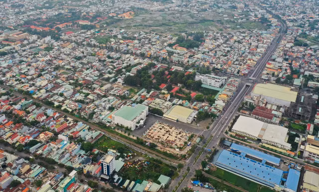 Can canh cong trinh tram ty khong phep sung sung giua Bien Hoa