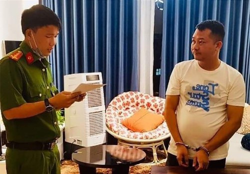 Tổng giám đốc Công ty Kingland vì sao bị bắt? Tong giam doc Cong ty Kingland vi sao bi bat?