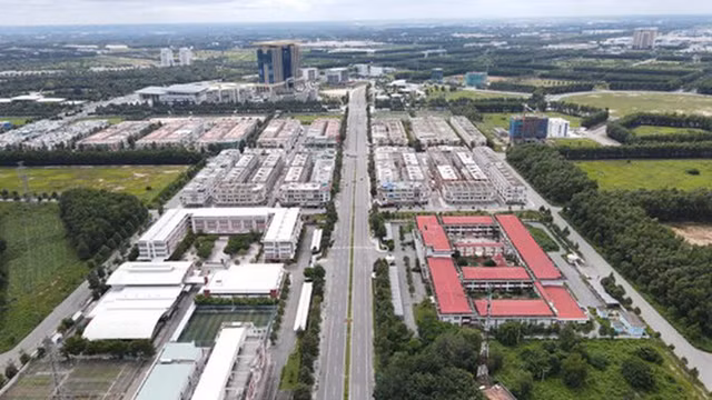 Gia can ho o Binh Duong cao ngang ngua TP HCM