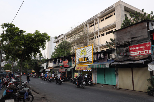 Cận cảnh lô 'đất vàng' 419 Lê Hồng Phong vừa bị yêu cầu cưỡng chế ở TP HCM - Hình 9 Can canh lo 'dat vang' 419 Le Hong Phong vua bi yeu cau cuong che o TP HCM-Hinh-9