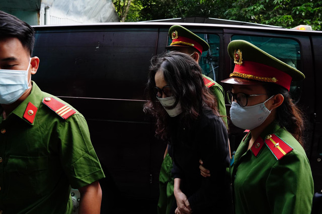 Ông Nguyễn Thành Tài khai mối quan hệ với bà Lê Thị Thanh Thúy Ong Nguyen Thanh Tai khai moi quan he voi ba Le Thi Thanh Thuy