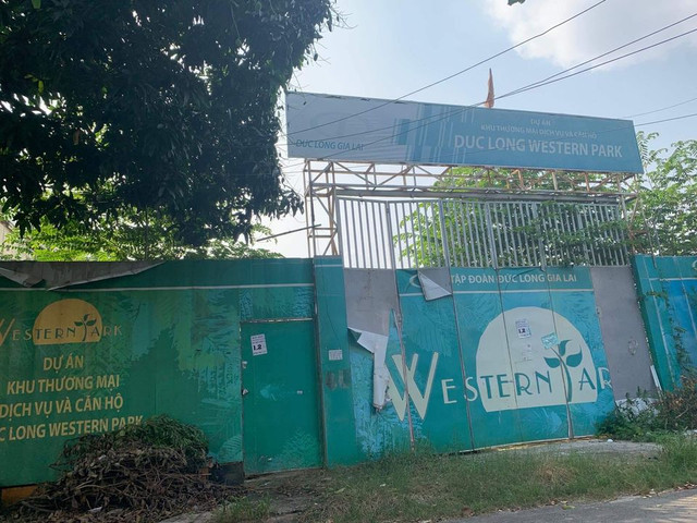 Khach hang dong loat kien chu dau tu Western Park