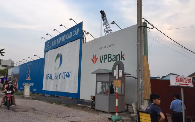 TP HCM se kiem tra chat luong, giay phep hang loat chung cu