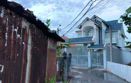 Co biet thu khung, chanh thanh tra quan Thu Duc van xay them nha khong phep?-Hinh-7