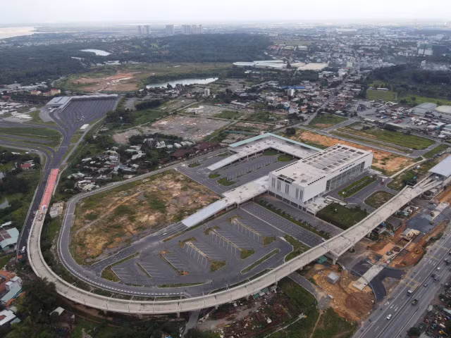 Can canh ben xe Mien Dong duoc dau tu 4.000 ty, 5 lan lo hen khai truong