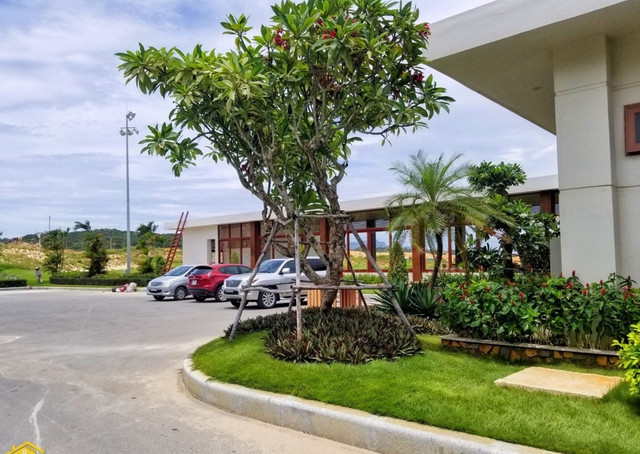 Dự án KN Paradise: Lạ đời cổng chào khu dự án nghỉ dưỡng nằm trên đất quốc phòng - Hình 2 Du an KN Paradise: La doi cong chao khu du an nghi duong nam tren dat quoc phong-Hinh-2