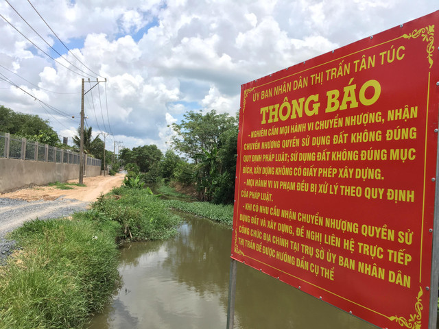 Cận cảnh dự án An Lạc Riverside 'thoát xác' thành Lake View City để bẫy khách hàng - Hình 10 Can canh du an An Lac Riverside 'thoat xac' thanh Lake View City de bay khach hang-Hinh-10