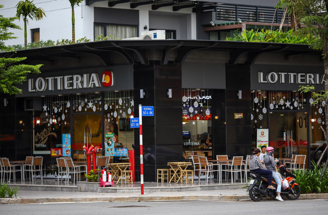 Cận cảnh 1100 căn hộ tái định cư bị chuyển đổi trái phép ở khu Thủ Thiêm - Hình 7 Can canh 1100 can ho tai dinh cu bi chuyen doi trai phep o khu Thu Thiem-Hinh-7