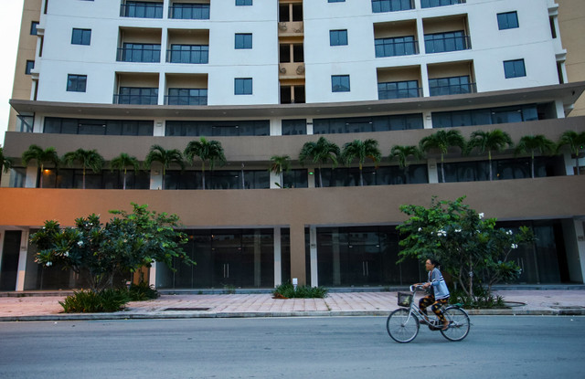 Cận cảnh 1100 căn hộ tái định cư bị chuyển đổi trái phép ở khu Thủ Thiêm - Hình 6 Can canh 1100 can ho tai dinh cu bi chuyen doi trai phep o khu Thu Thiem-Hinh-6