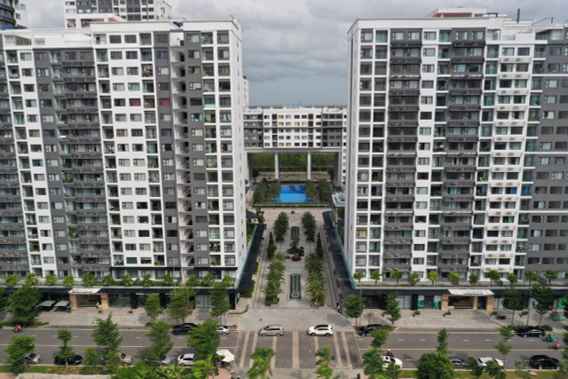 Cận cảnh 1100 căn hộ tái định cư bị chuyển đổi trái phép ở khu Thủ Thiêm - Hình 3 Can canh 1100 can ho tai dinh cu bi chuyen doi trai phep o khu Thu Thiem-Hinh-3