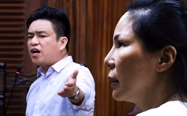 Bac si Chiem Quoc Thai nhac den 2 nguoi phu nu trong don khang cao