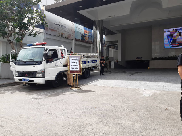 Cơ quan chức năng tiếp tục mời Chủ tịch Alibaba để làm rõ phát ngôn 'nói xấu công an' Co quan chuc nang tiep tuc moi Chu tich Alibaba de lam ro phat ngon 'noi xau cong an'